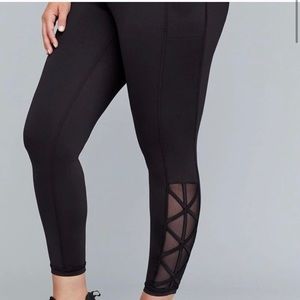 Lane Bryant LIVI Black Lattice Legging